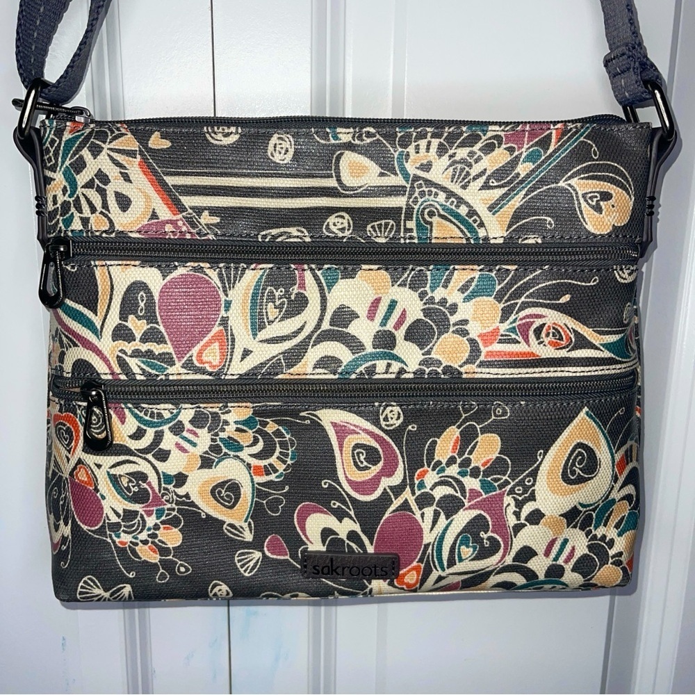 SakRoots Crossbody Gray Floral Hearts Canvas Coated Artistic Adjustable Shoulder